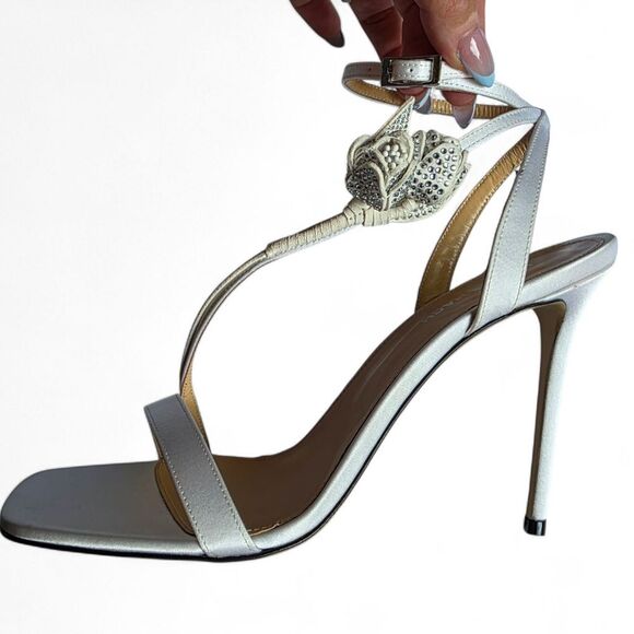 MACH & MACH Wonder Tulip Petite Satin Sandal in White 41 Italian - Picture 7 of 16